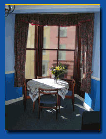 Holiday Flat Tenby - The Dining Area