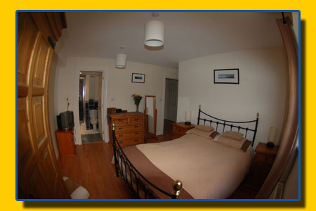 Click to enlarge - Master Bedroom & En-Suite